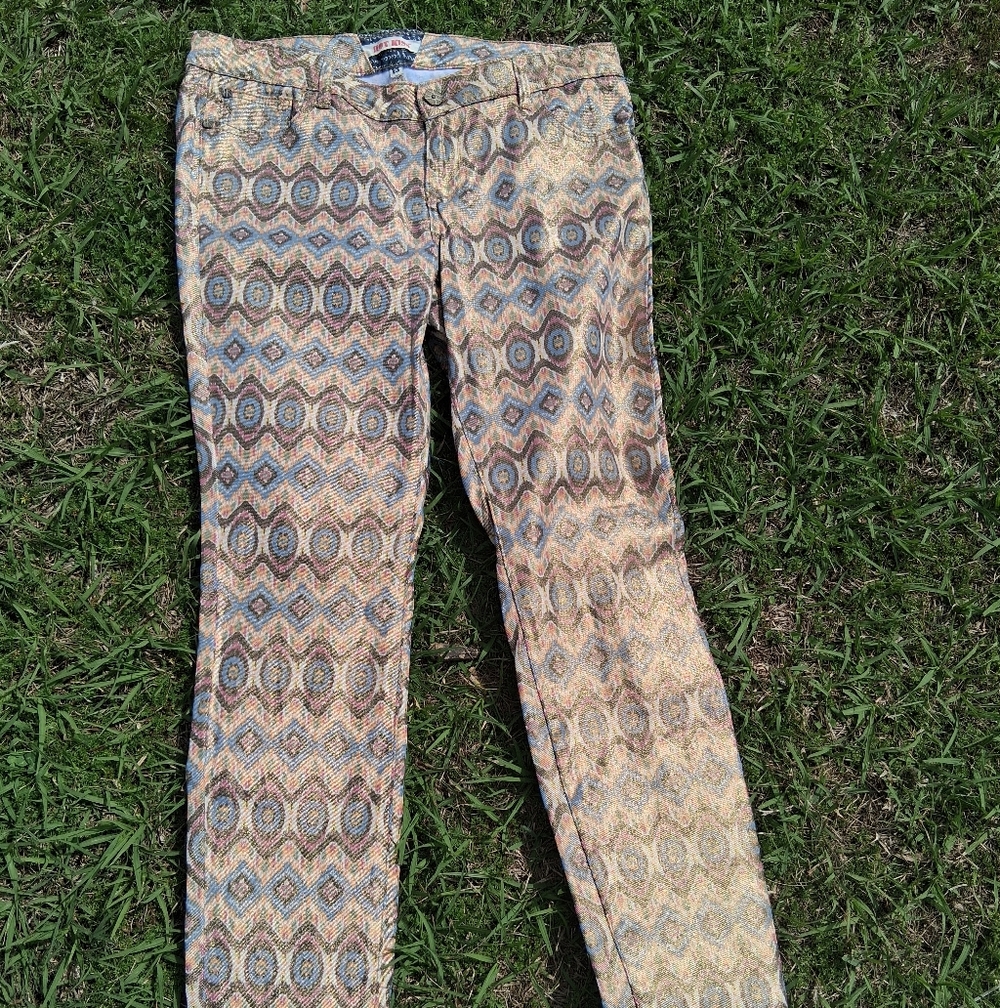 HOT KISS "SKINNY LILY" OMBRE SKINNY JEANS. SIZE 13